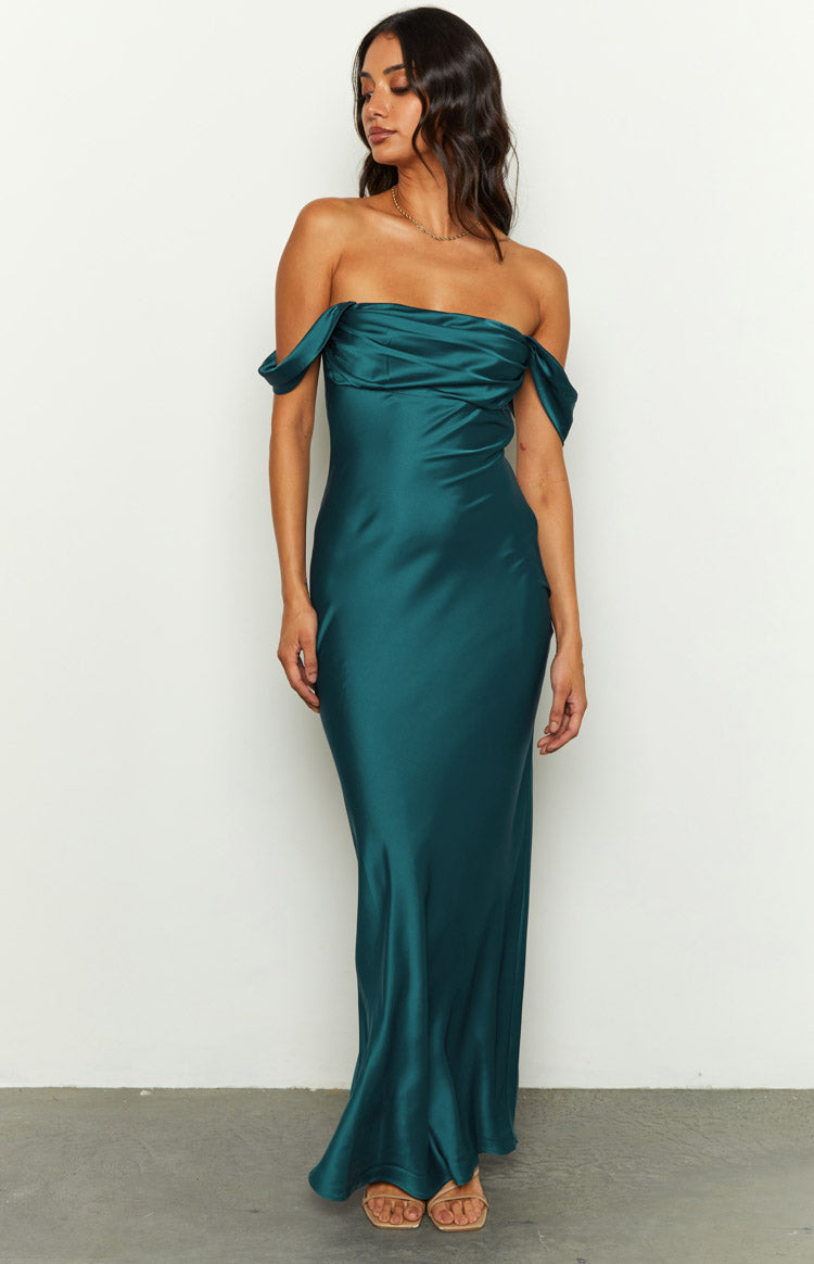 Vestido largo formal formal con hombros descubiertos en color verde azulado Ella